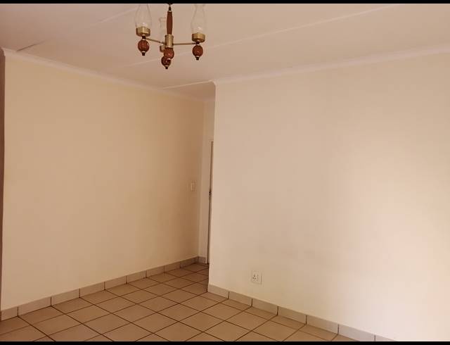 3 BEDROOM FREEHOLD SOLD IN STILFONTEIN EXT 4